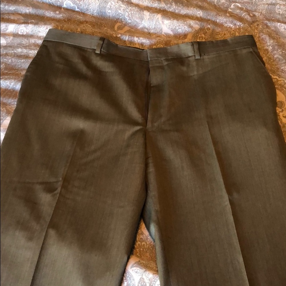 Jos A Bank taupe weave striped suit - Picture 5 of 6
